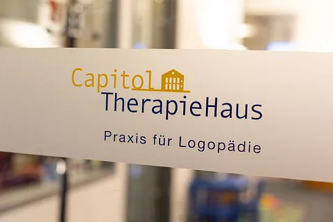 Christian Fink, Logopädie Logo