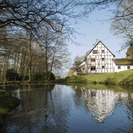 Untere Gadelheimer Mühle Pension - Café - Restaurant Logo