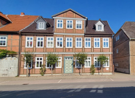 Richter Henning Dr. Unternehmensberater Logo
