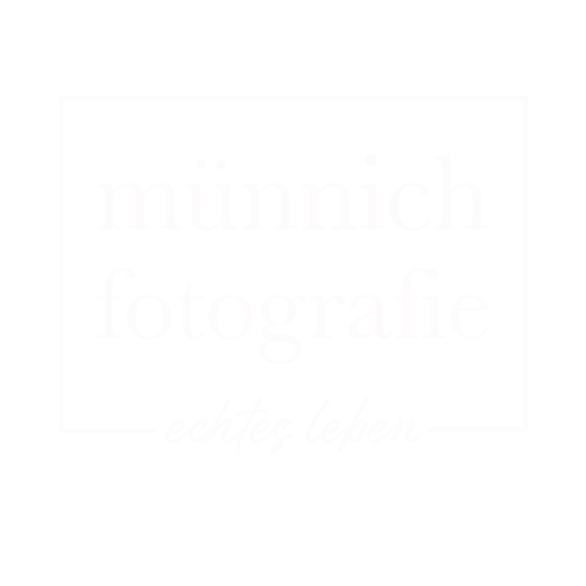 münnich fotografie - Inh. S. u. T. Münnich Logo
