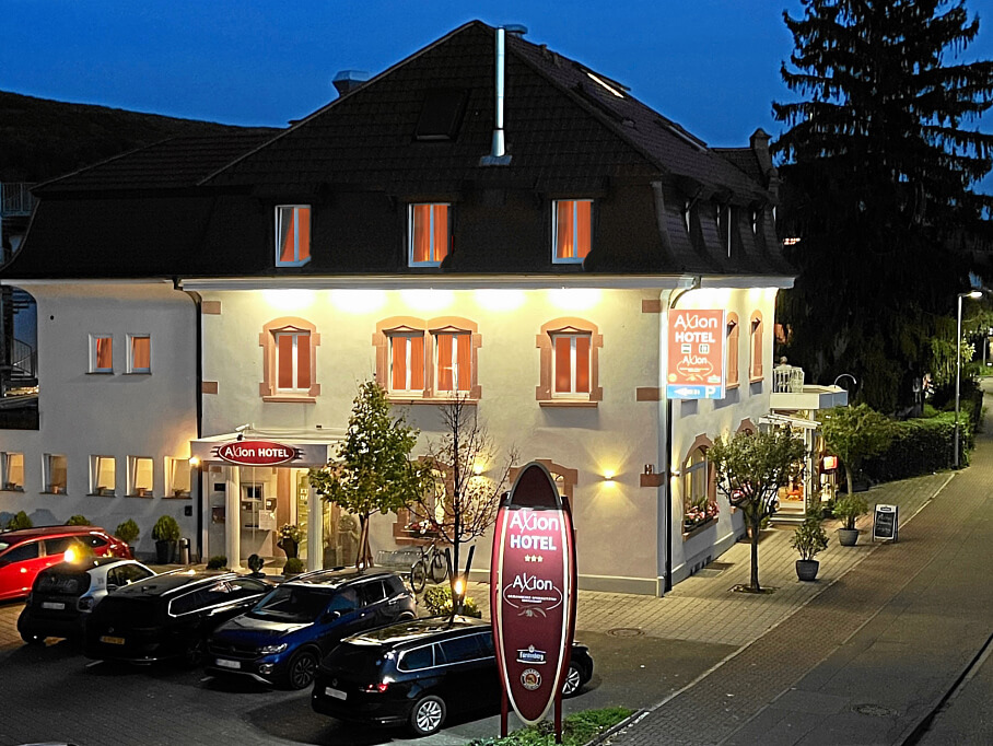 Restaurant Axion Logo