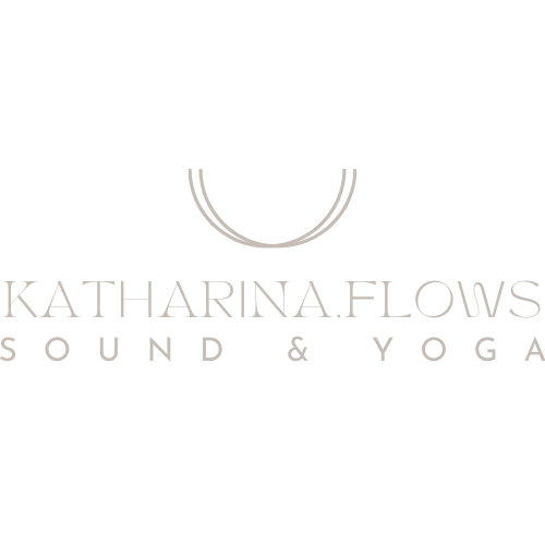 lionbeeyoga Logo