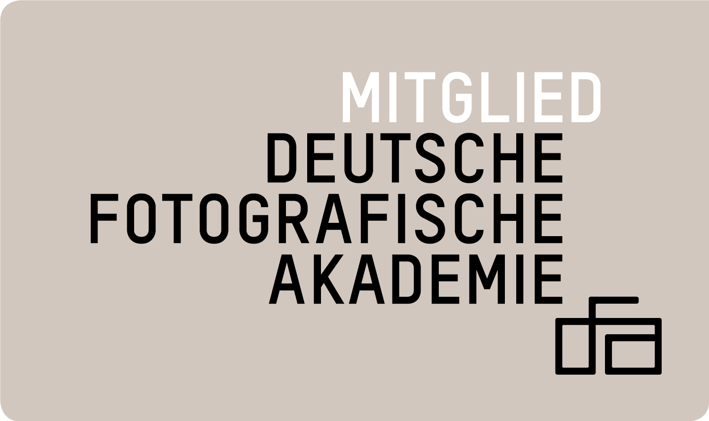 Hermine Oberück & Alexandra Busch Fotografie Logo